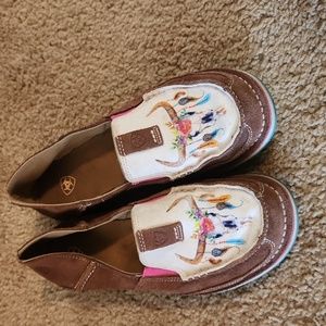 Ariat Cruisers size 10